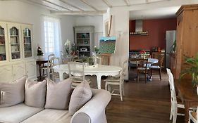 Le Clos de Longas - Gite et Chambre d'hôtes